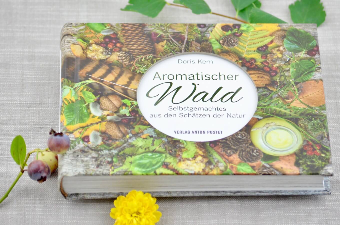 Aromatischer Wald - das neue Buch von Doris Kern